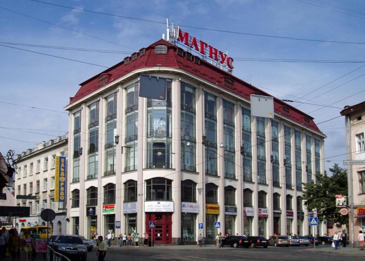 Невеликі Апартаменти-Смарт В Центральній Частині Біля Тц Магнус 利沃夫 外观 照片